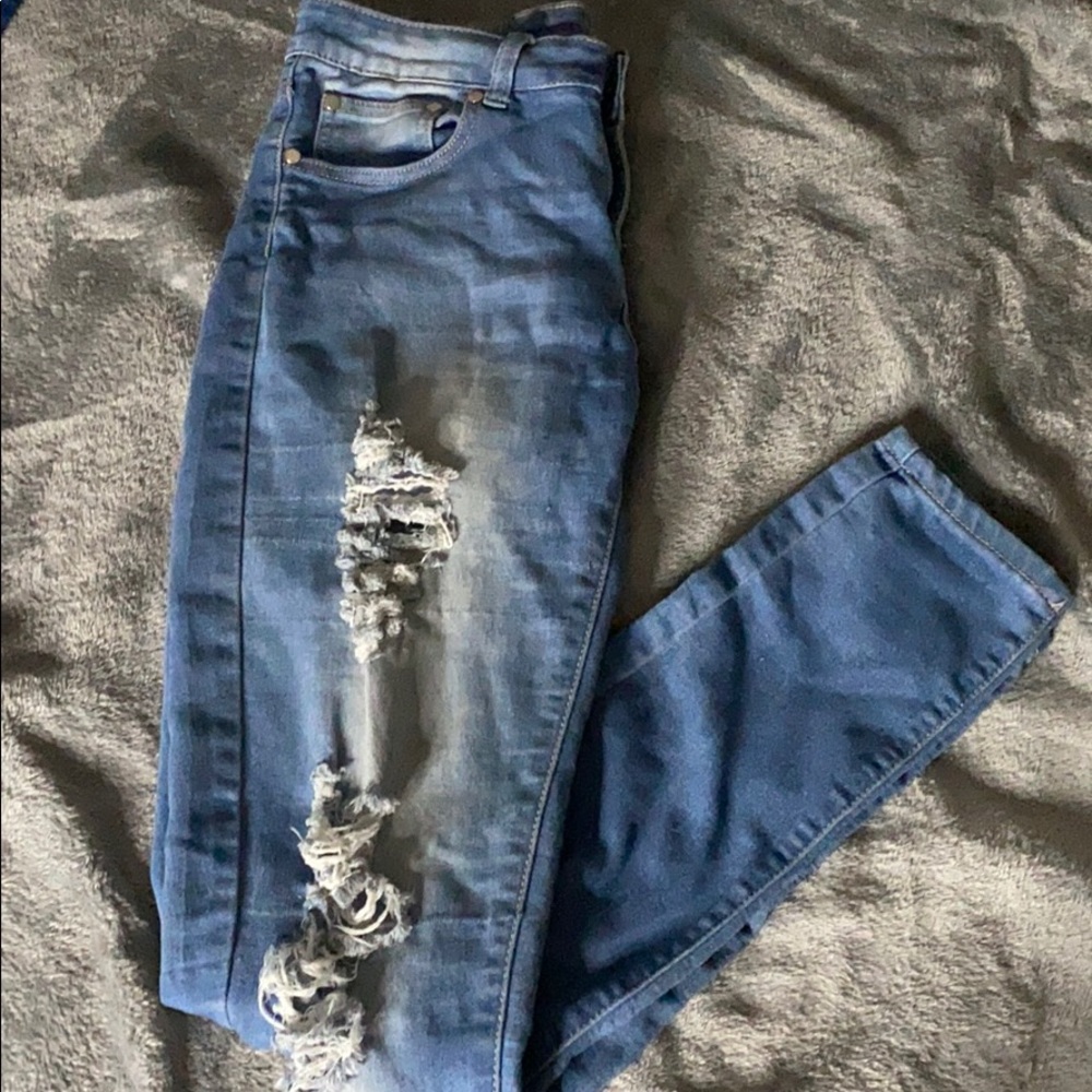 Jeans - Picture 2 of 3
